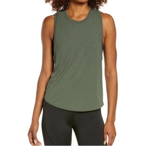 Good American Olive Green High Back Loose Fit Racerback Tank Top - Picture 1 of 12